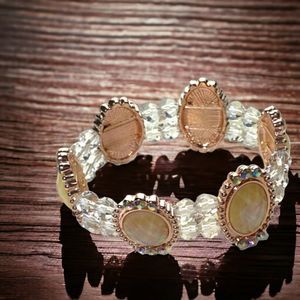 Handmade beaded bracelet!